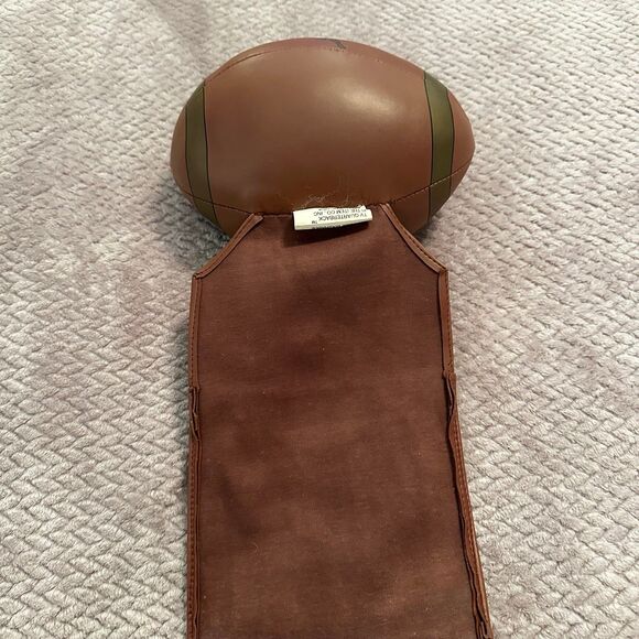 VINTAGE Official TV Quarterback Couch Remote Caddy Vinyl Football - Picture 5 of 5